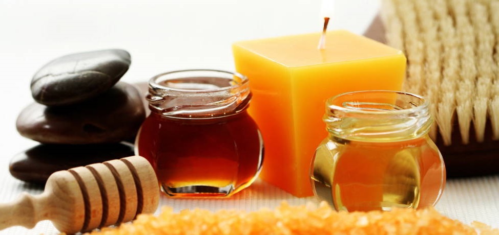 Anti-cellulite honey massage
