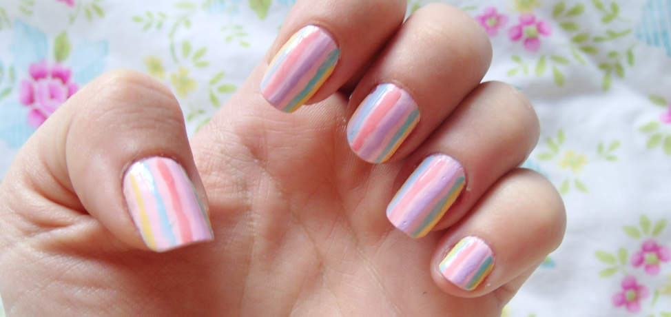 Delicate pastel manicures to wear this spring