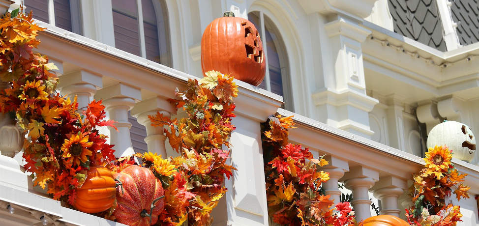DIY Halloween decorations for your garden and front porch (part 1)