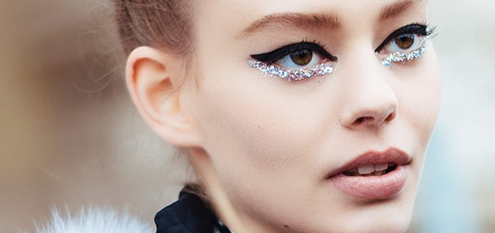 Glitter makeup ideas to try in 2016